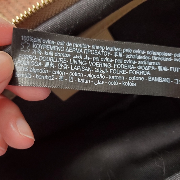 Massimo Dutti studio sheep skin bag - Picture 4 of 9